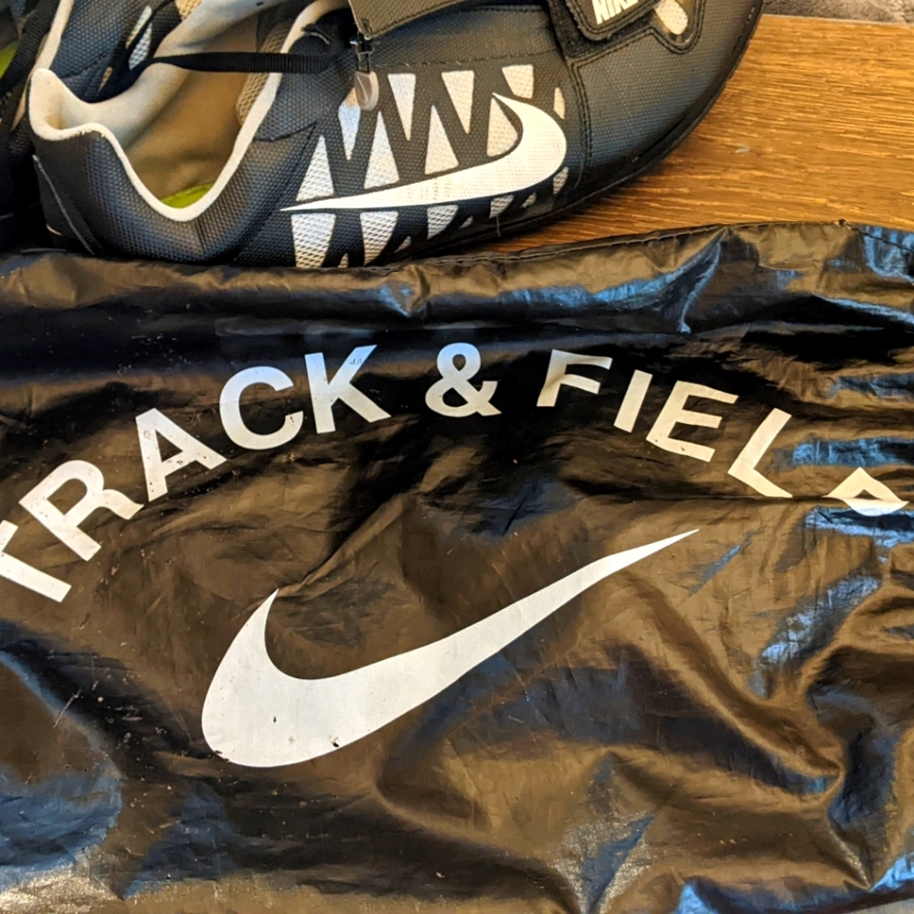 Nike Zoom Long Jump 4 Black Stellar Indigo 415339-002.